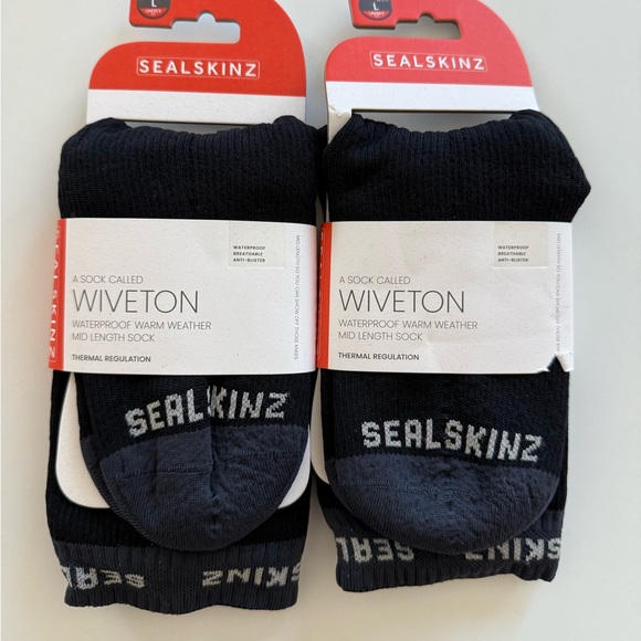 SEALSKINZ Other - 2 pair SEALSKINZ Wiveton Waterproof Warm Weather Mid Length Sock